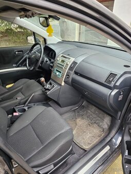 Toyota Corolla verso 2.2 d-cat - 4