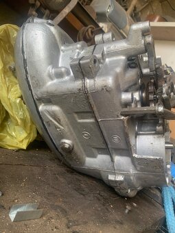 Motor jawa 250/353 - 4