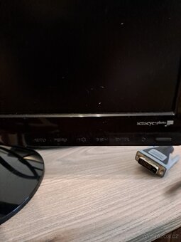 Lcd monitor - 4