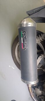Suzuki Burgman 200 - 4