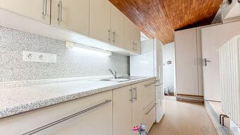 Prodej rodinného domu se zahradou, 463 m2 , Velká Hleďsebe - 4