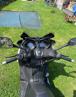 Yamaha Xmax 125 - 4