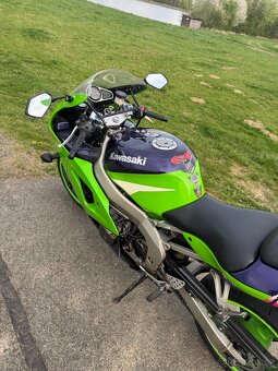 Kawasaki zx6r ninja - 4