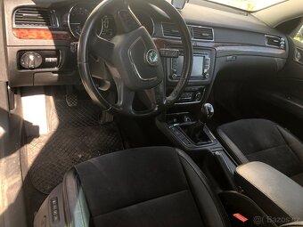 Prodám interiér Škoda Superb - 4