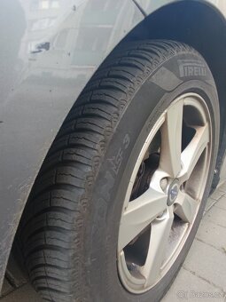 Prodám Volvo V40 nafta - 4