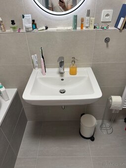 Umyvadlo Ideal Standard s baterii - 4