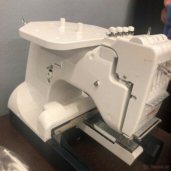Vyšívací stroj Janome MB-4S Commercial 4 jehly v perfektním - 4