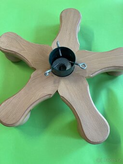 DŘEVĚNÝ STOJAN NA VÁNOČNÍ STROMEK - 4