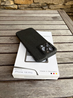 Carbon kryt pro Apple Iphone 16 PRO - 4