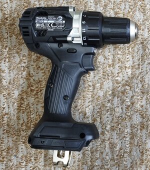 Makita DDF484RFJ s baterií 18V 3 Ah v kufru - 4