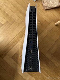 PS 5 s mechanikou + 6 her - 4