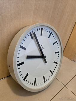 Pragotron kulaté hodiny PK-27 24V - 4