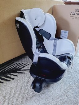Autosedačka Britax Romer - 4