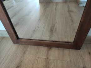 Nástěnné obloukové zrcadlo v dřevěném rámu - 4