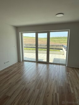 BYT 2+KK+ZAHRADA, TOP EXLUZIVNÍ 82,01 m2 věž C - 4