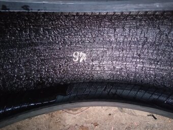 Pirelli 245/40 r19 letní - 4