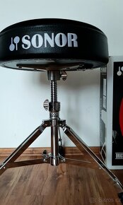 Prodám novou masivní sedačku Sonor DT6000 RT - 4