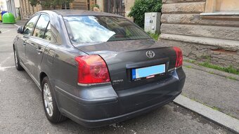Toyota Avensis 2.2 D-CAT - 4