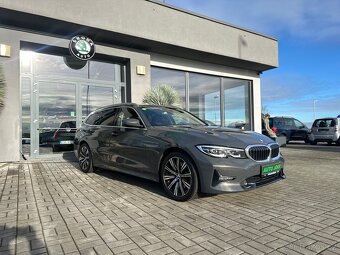 BMW Řada 3 G21 330i 190kW INDIVIDUAL AUT - 4