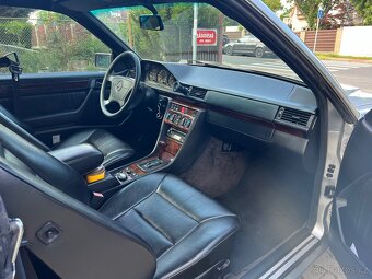 Mercedes Benz W124 Coupe (C124) - 4