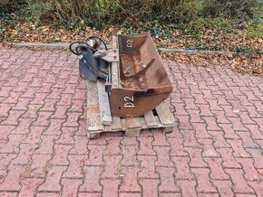 Lžíce svahová hydraulická 130cm, D2 - 4