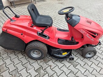 ZAHRADNI TRAKTOR - 4