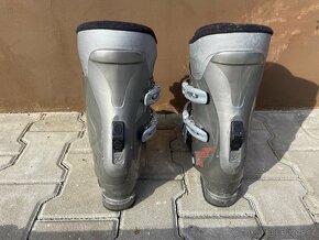 Šedočervený set na lyžování - 4