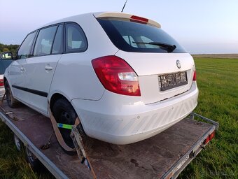 Prodám díly z vozu Škoda fabia 2, 1.6 TDI 77 KW CAYD - 4