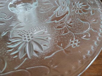 Skleněný podnos na dorty- masivní sklo - 4