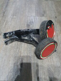 detske kolo cervene 16 ferrari - 4