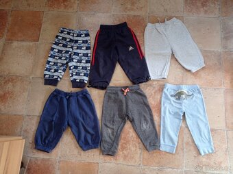 Dětské chlapecké tepláky vel. 86 12-18 měs. - 4