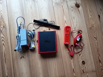 Prodám Nintendo Wii - 4