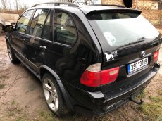 BMW X5 4.6is na dily - 4