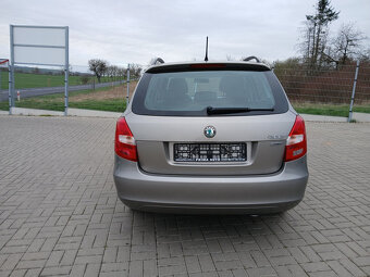 Škoda Fabia 1,2 TSi Servisní knížka + historie TK - 4