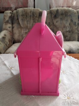 Plastový domeček pro panenky - 4