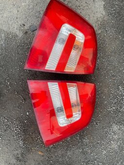Škoda Octavia 2 1.9tdi. 77kw. r.v.2005 stříbrná barva 9102 - 4