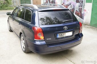 Toyota Avensis T25,benzín,2.0 VVT-i 108 kW,maximální výbava - 4