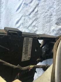 Mercedes S (W221)- stahovačky oken, motorky a zámky dveří - 4
