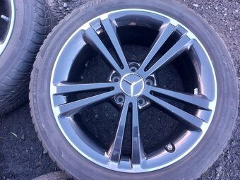 Prodám sadu Orig ALU kol Mercedes 225/45R18 zimní - 4