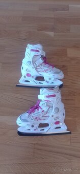Nastavitelné brusle Tempish + přilba - 4