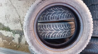 175/65 R15, čtyři zimní pneumatiky Fulda hloubka dezénu cca - 4