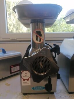 Mlýnek na maso 12, 22 a 32 - 4