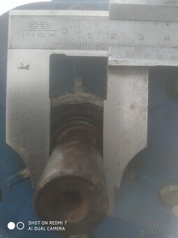 elektromotor s převodovkou - 4