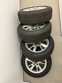Prodám litá kola 16 se zimními pneu Bridgestone Blizzak - 4