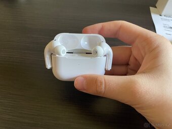 AirPods Pro 2 (Lightning) - 4