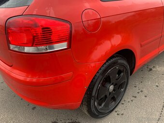 Audi A3 2.0TFSI 240HP málo km - 4
