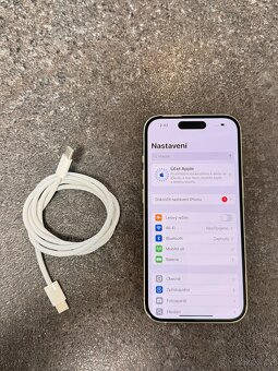 Apple iPhone 15 128 GB, bílý - 4
