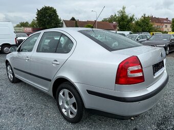 Škoda Octavia 1.9 TDi - 77Kw Elegance DSG - 4