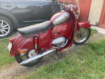 Jawa 250 - 4