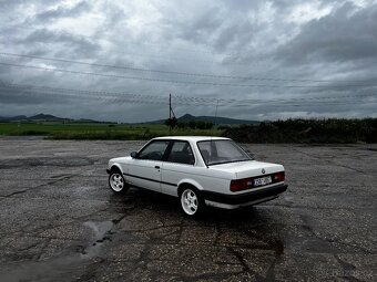 BMW E30 316i - 4